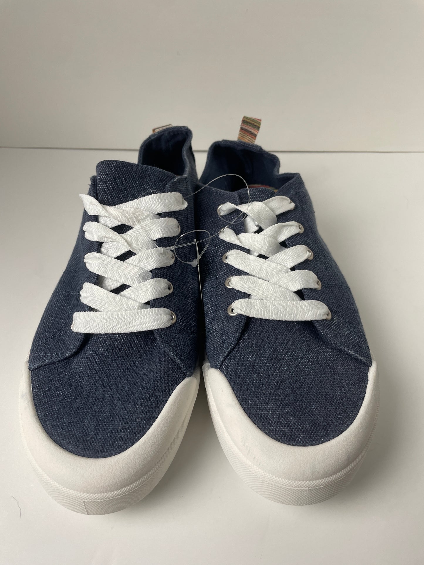 Blue Shoes Sneakers Maurices, Size 11