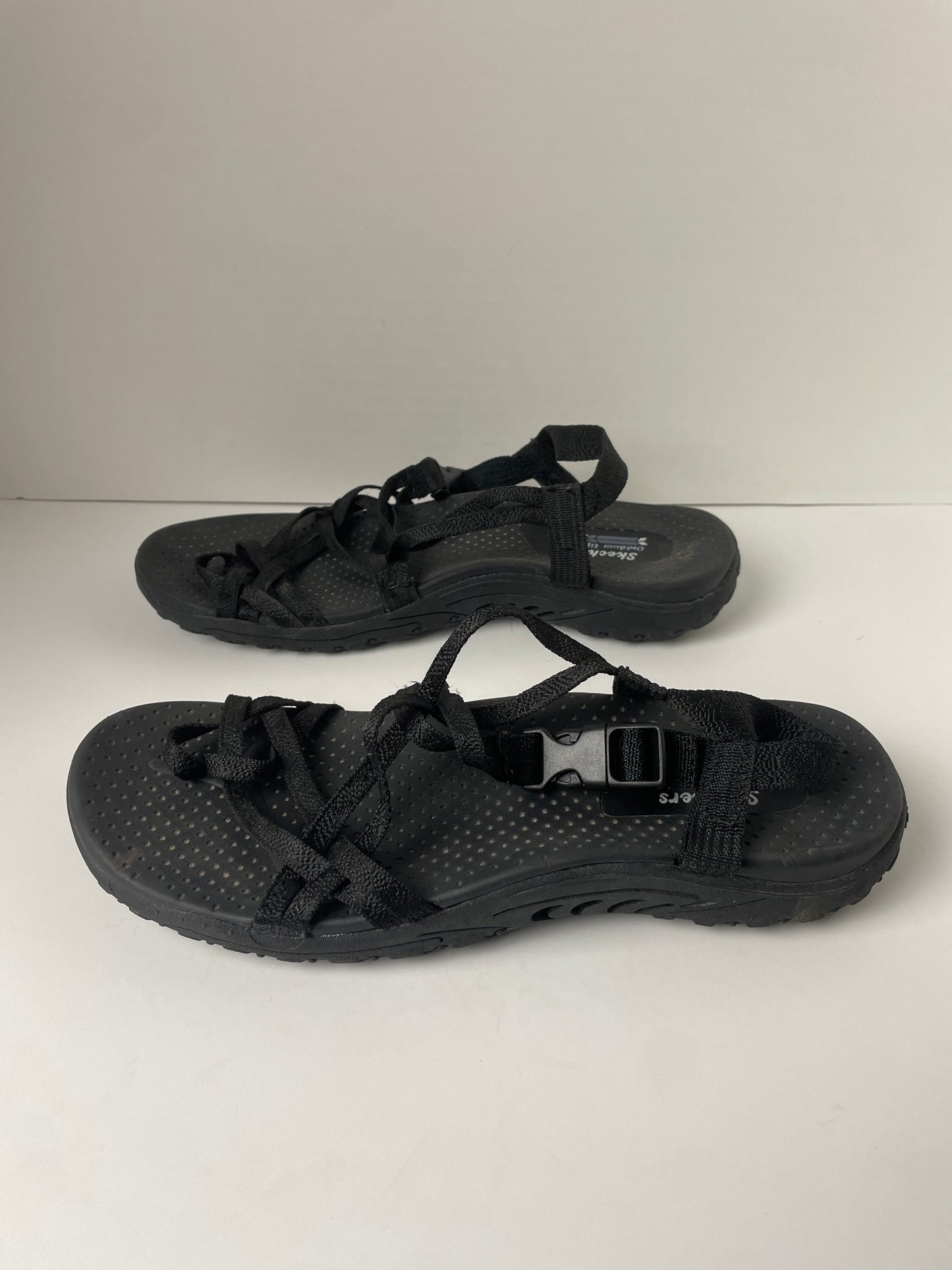 Black Sandals Flats Skechers, Size 9