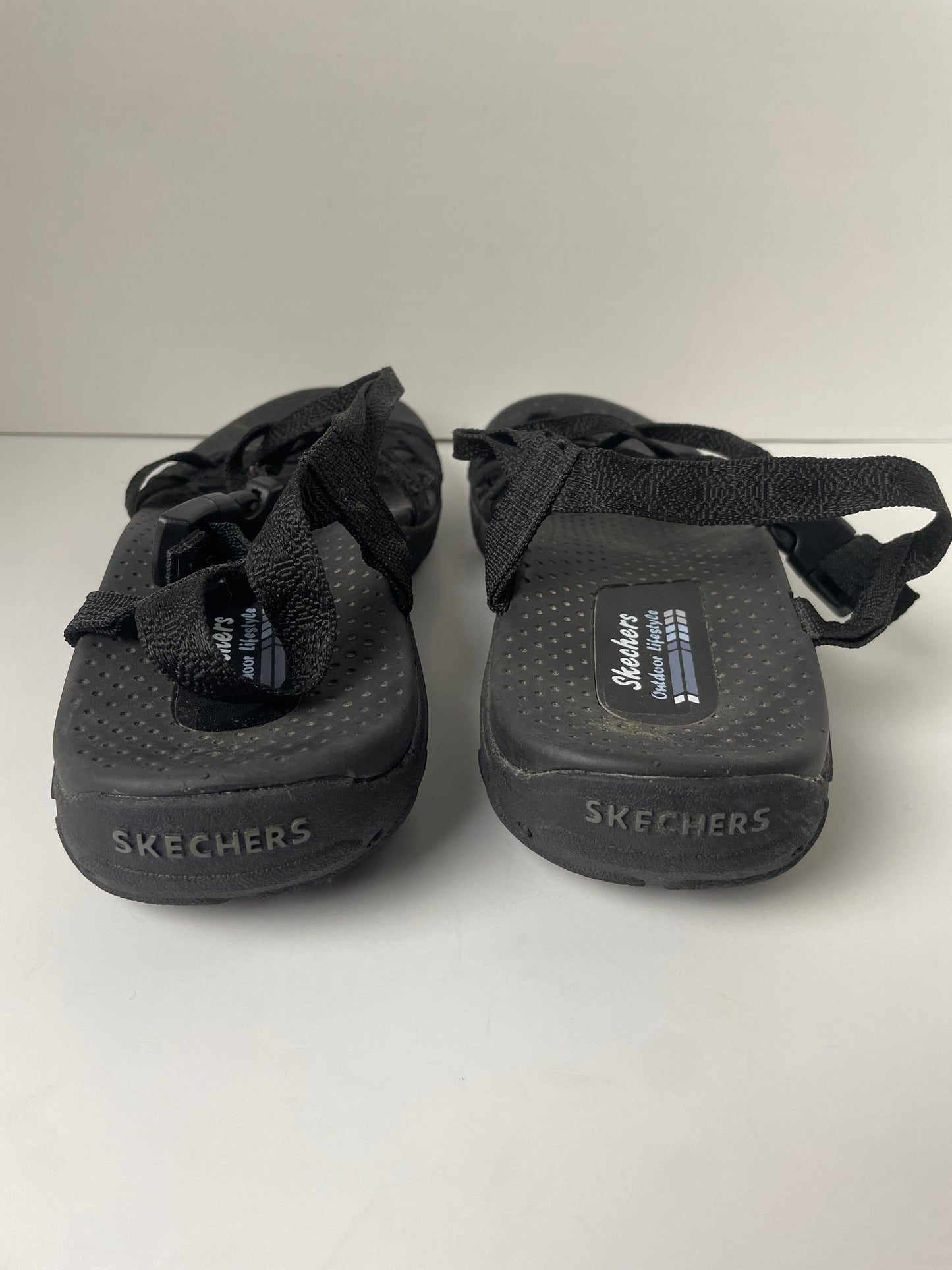 Black Sandals Flats Skechers, Size 9