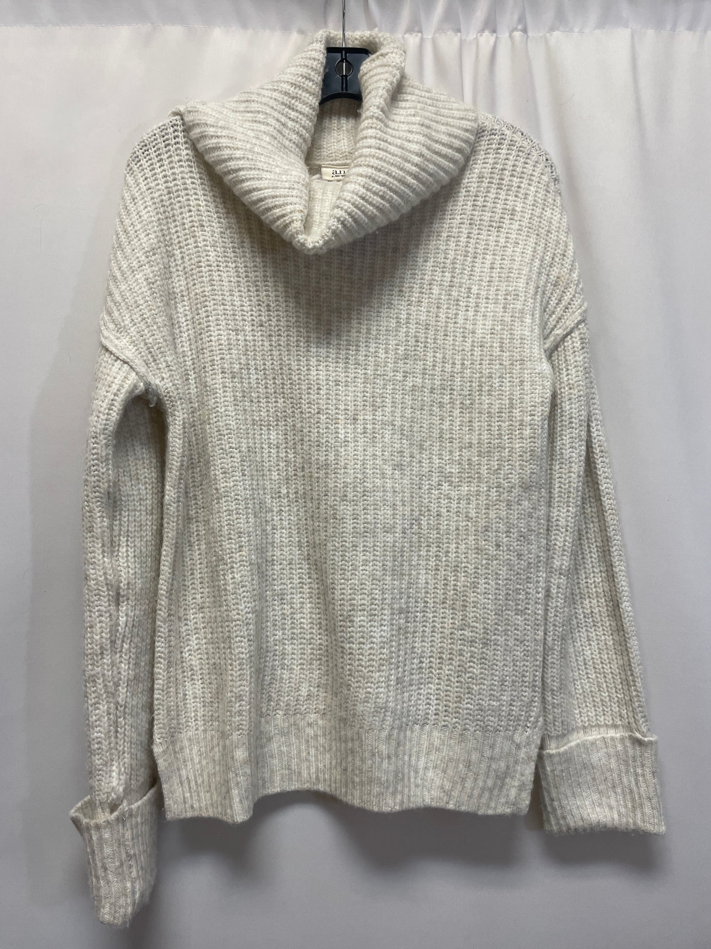 White Sweater Ana, Size S