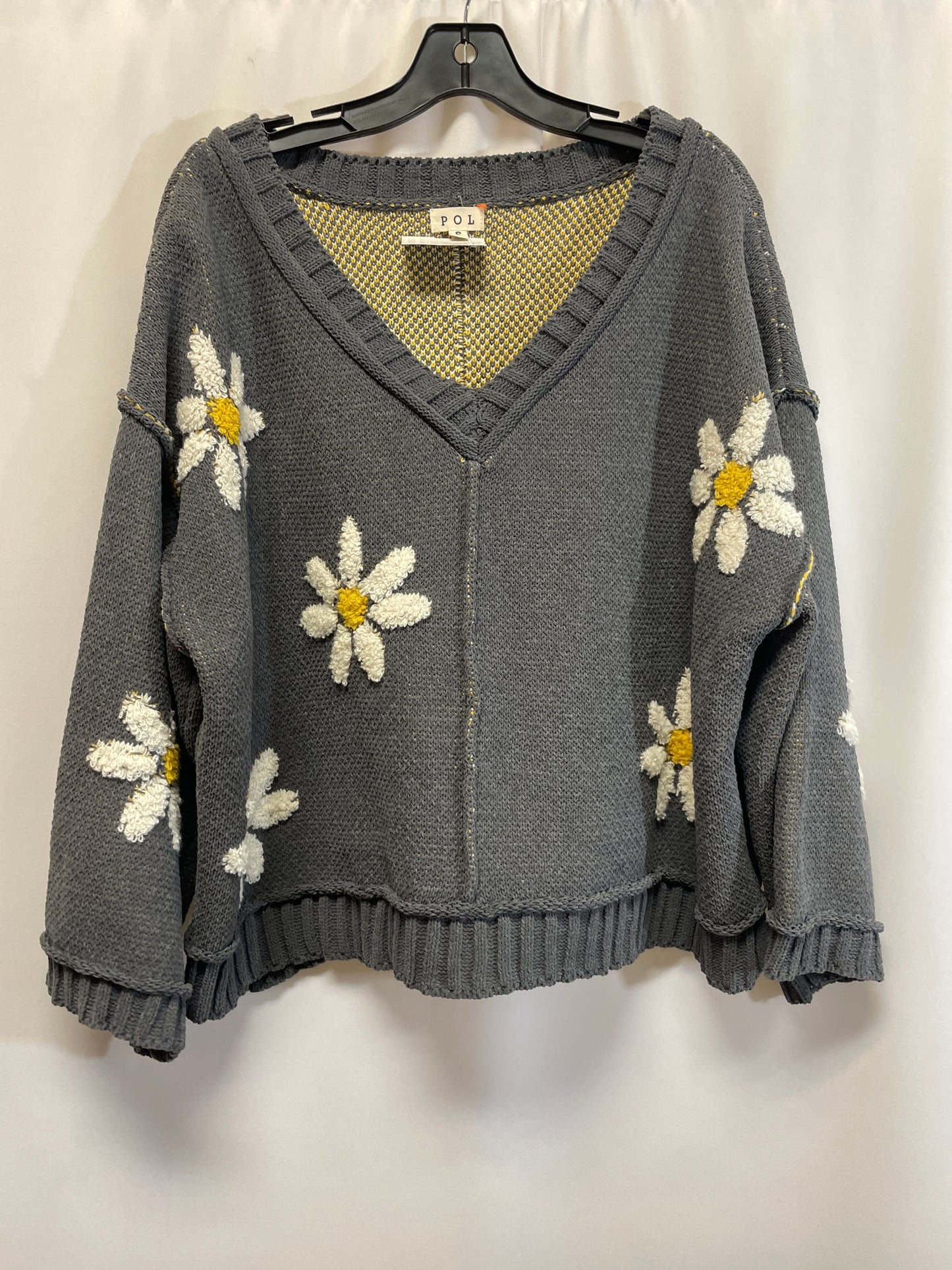 Sweater By Pol In Grey, Size: S