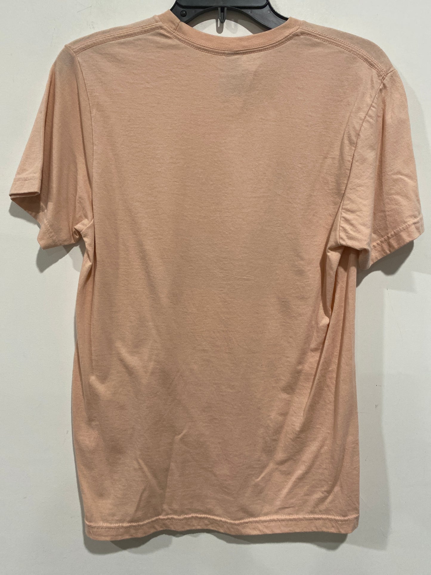 Top Short Sleeve By Gildan In Peach, Size: S