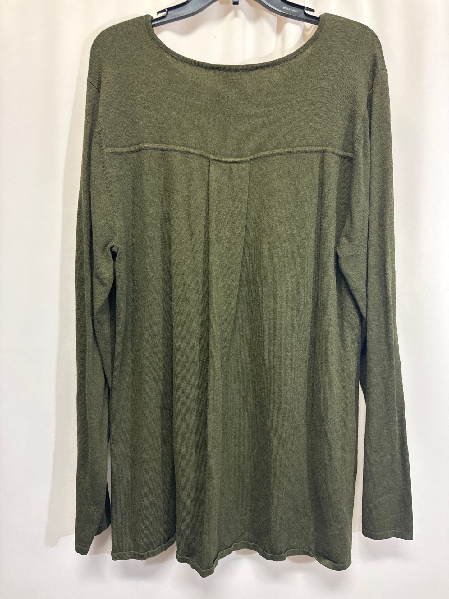 Top Long Sleeve By Chelsea And Theodore In Green, Size: Xxl