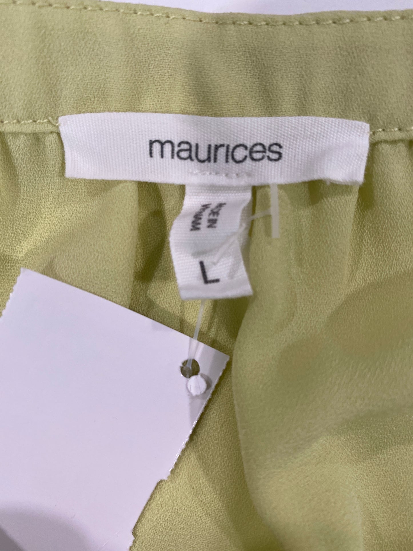 Top Short Sleeve By Maurices In Green, Size: L