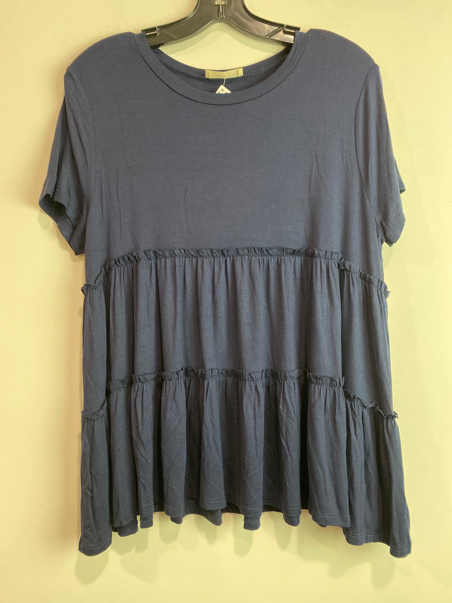 Top Short Sleeve By Clothes Mentor In Navy, Size: L