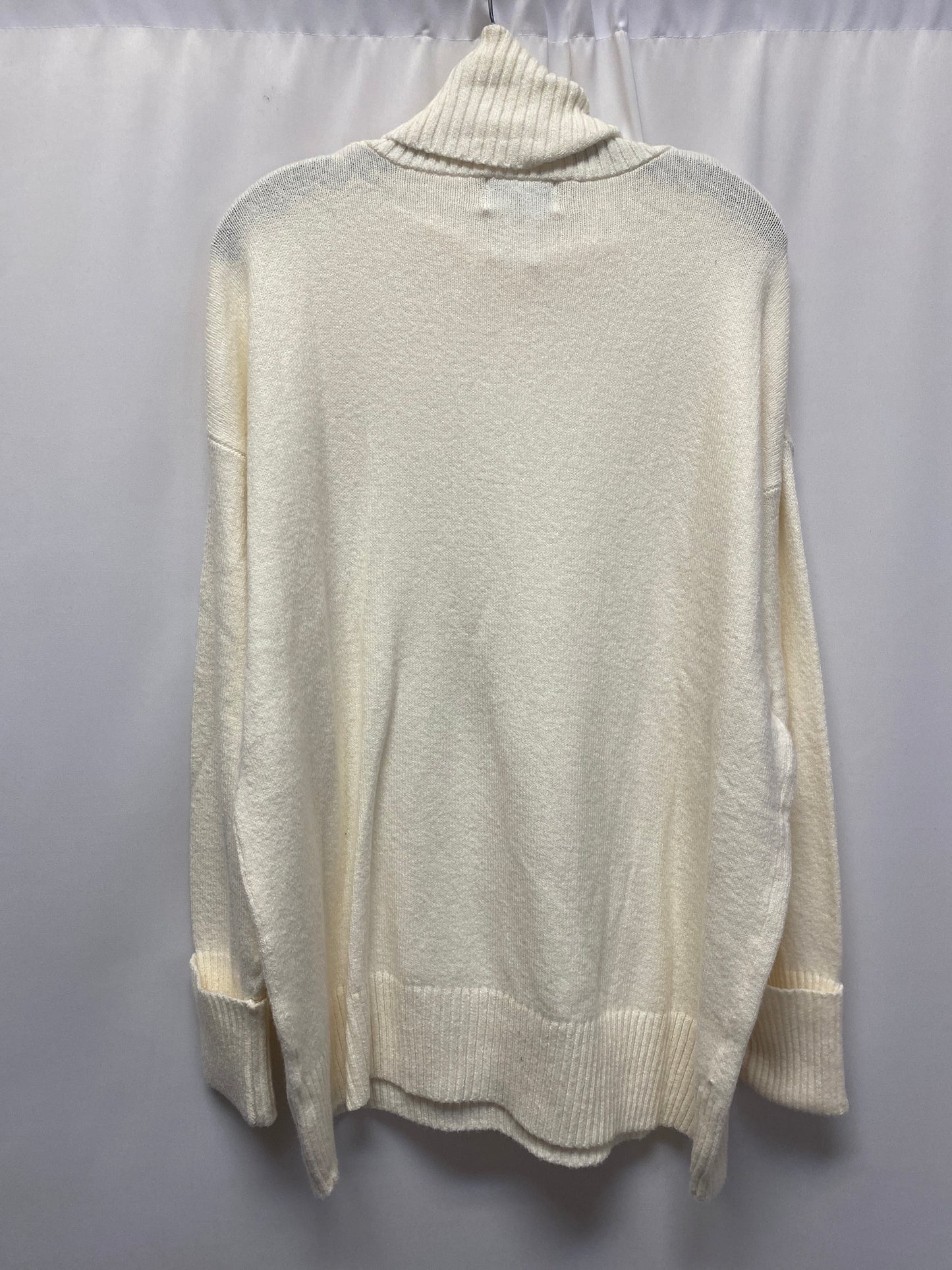 Sweater By Old Navy In Cream, Size: Xl