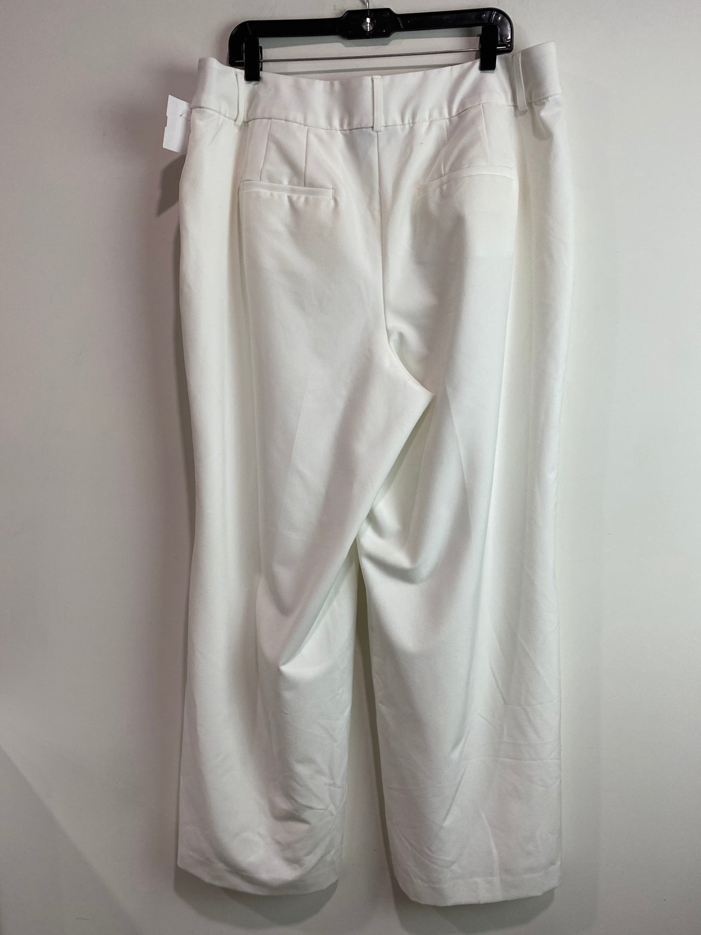 Pants Dress By Lane Bryant In White, Size: 16