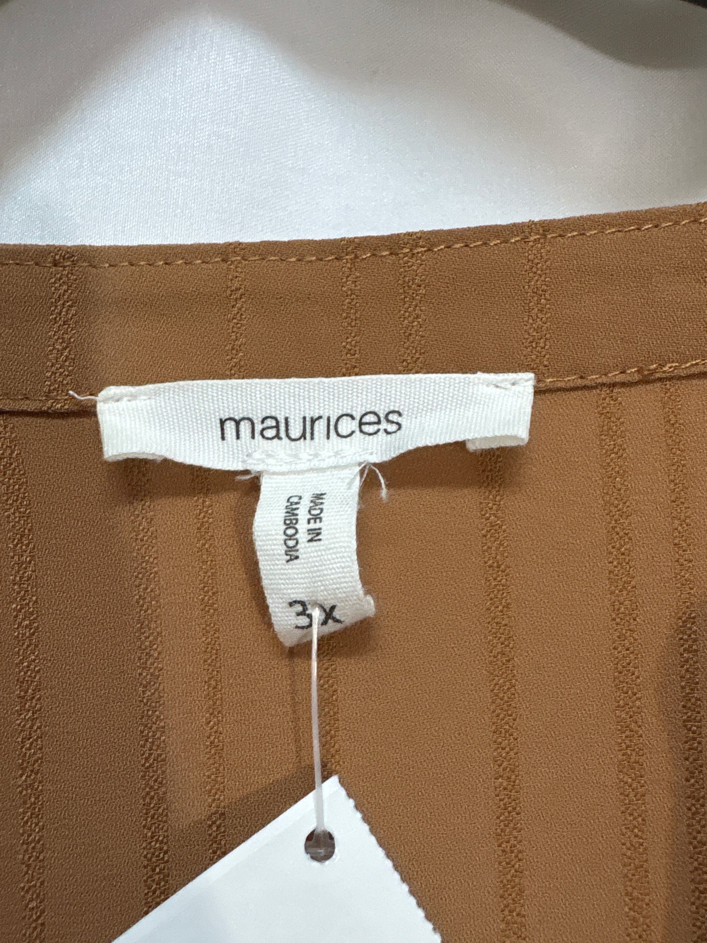 Top Long Sleeve By Maurices In Brown, Size: 3x