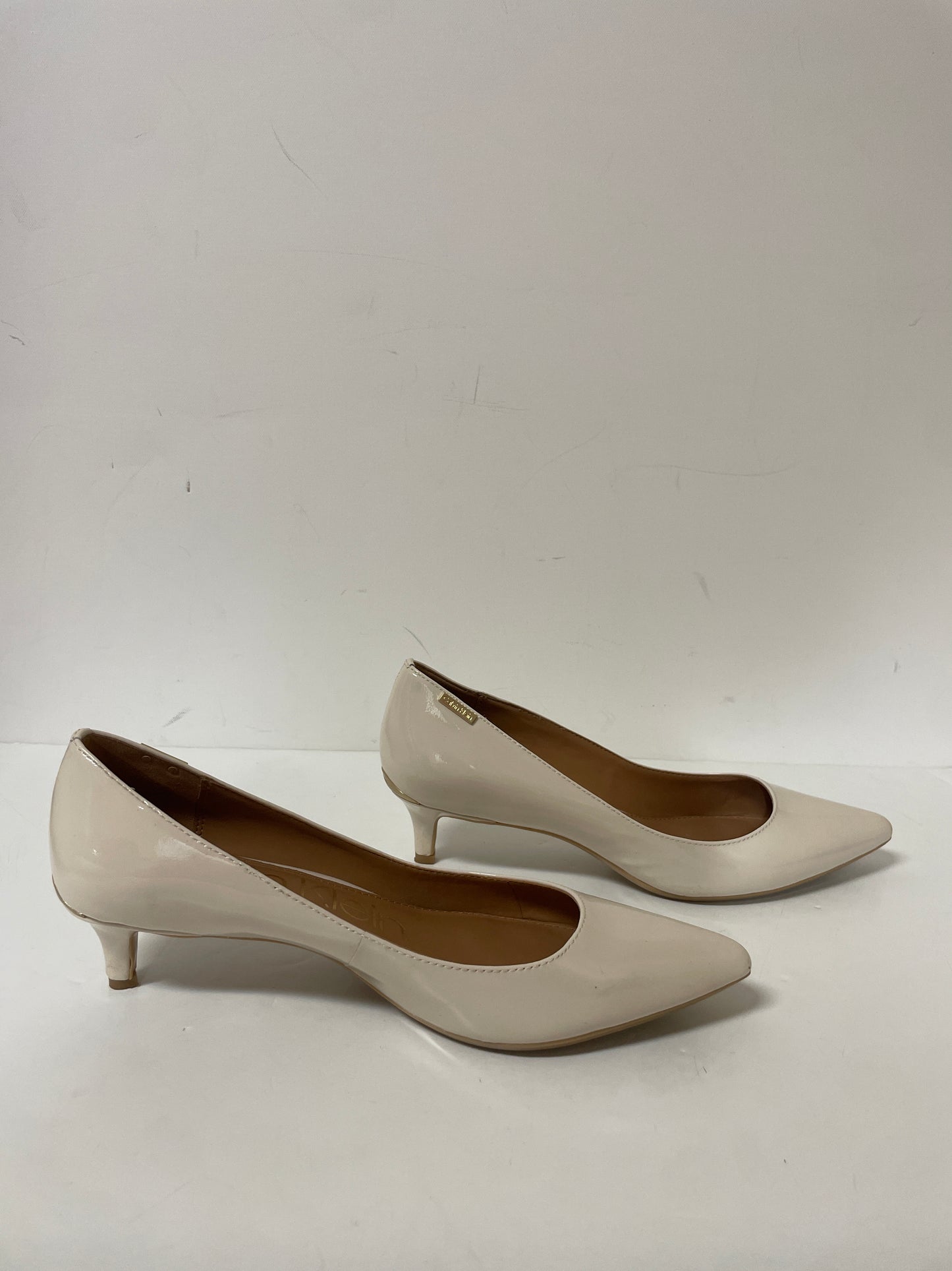 Shoes Heels Kitten By Calvin Klein In Cream, Size: 9