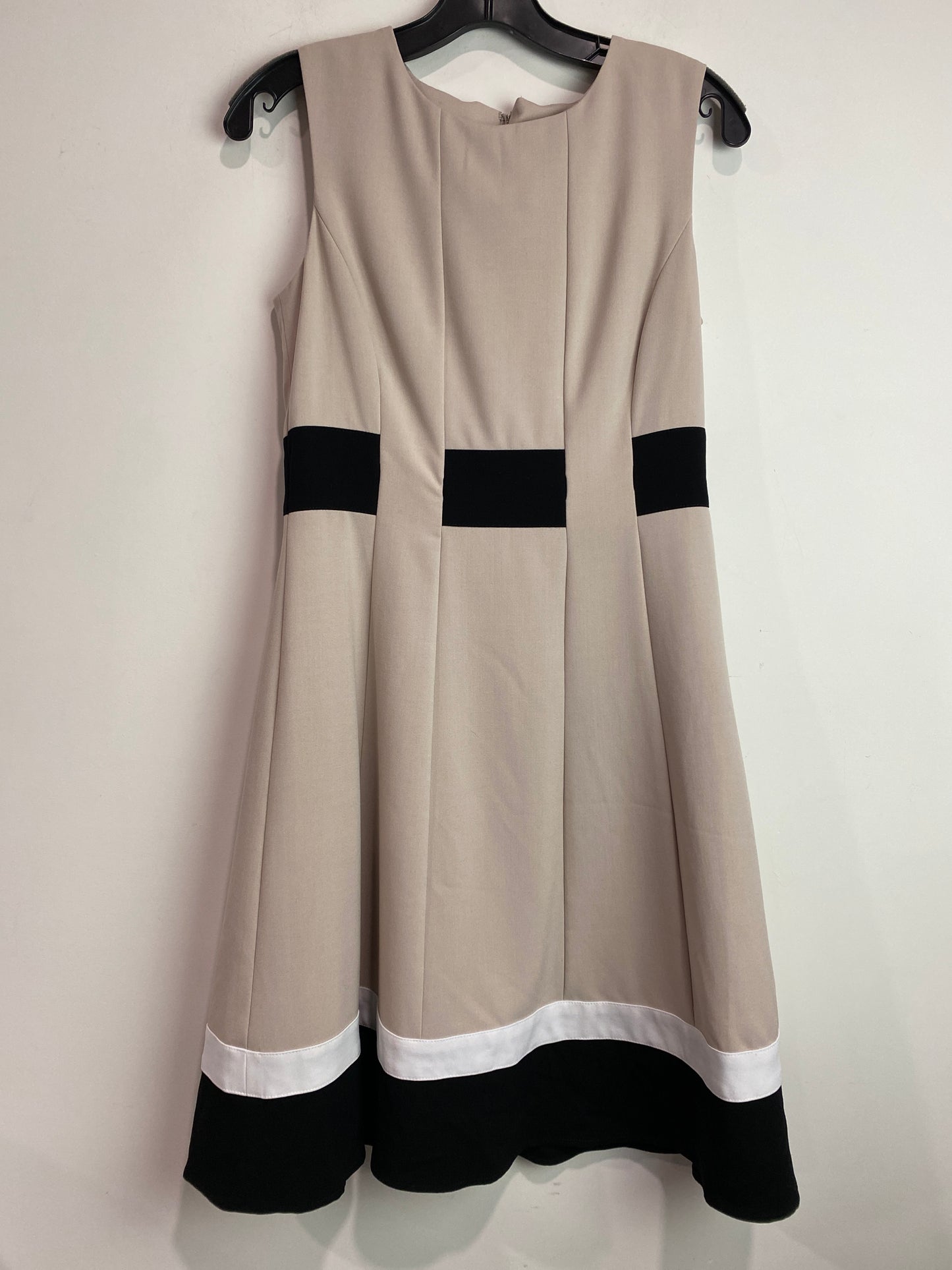 Dress Casual Midi By Calvin Klein In Beige, Size: S