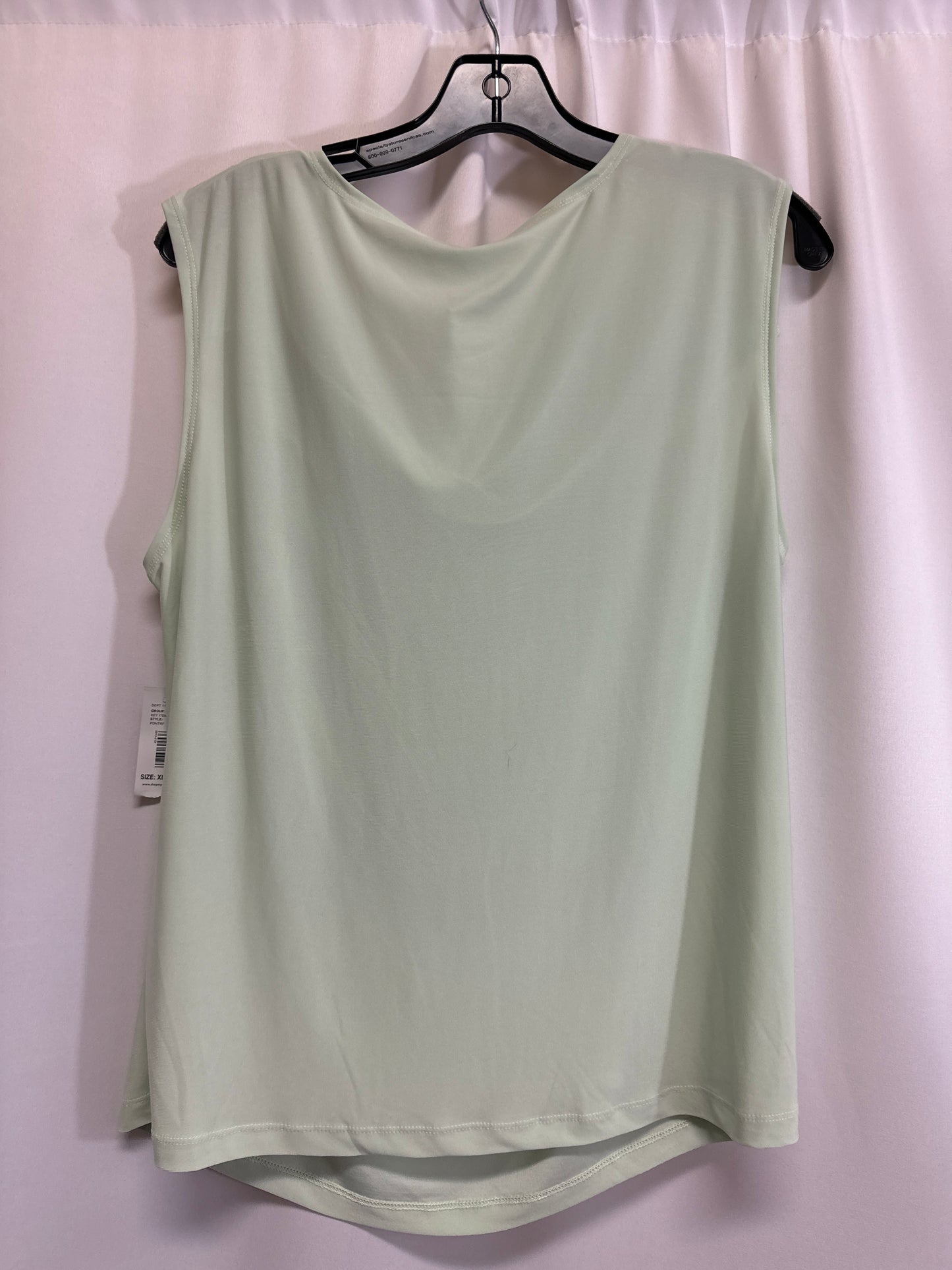 Top Sleeveless By Passport In Green, Size: Xl