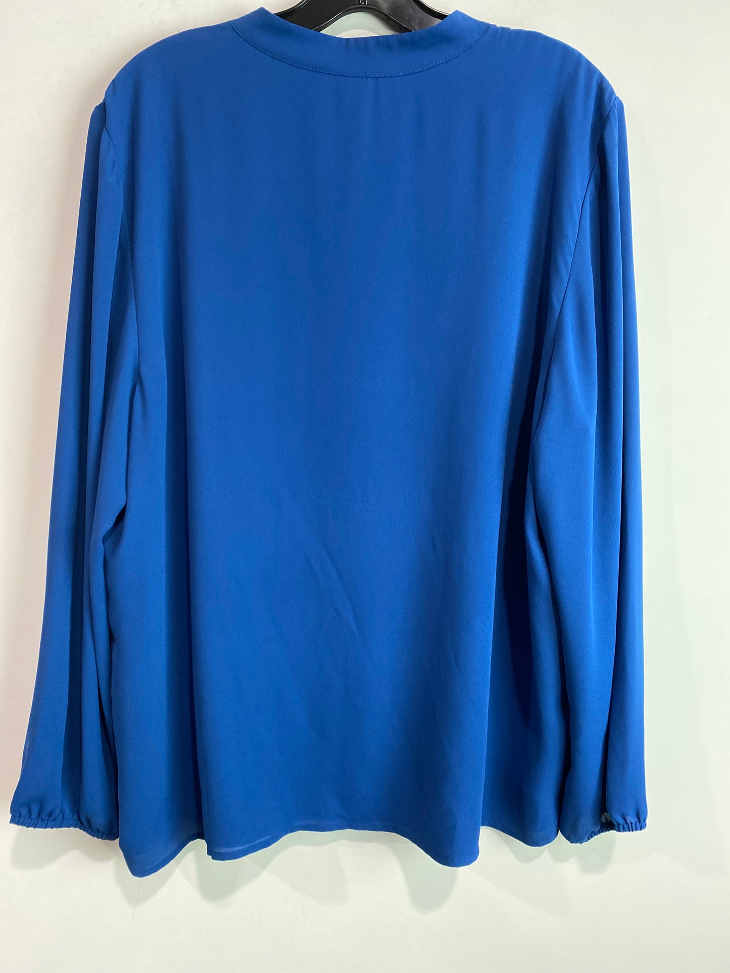 Top Long Sleeve By Chicos In Blue, Size: Xl