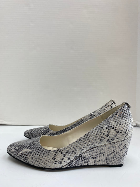 Shoes Heels Wedge By Anne Klein In Snakeskin Print, Size: 8