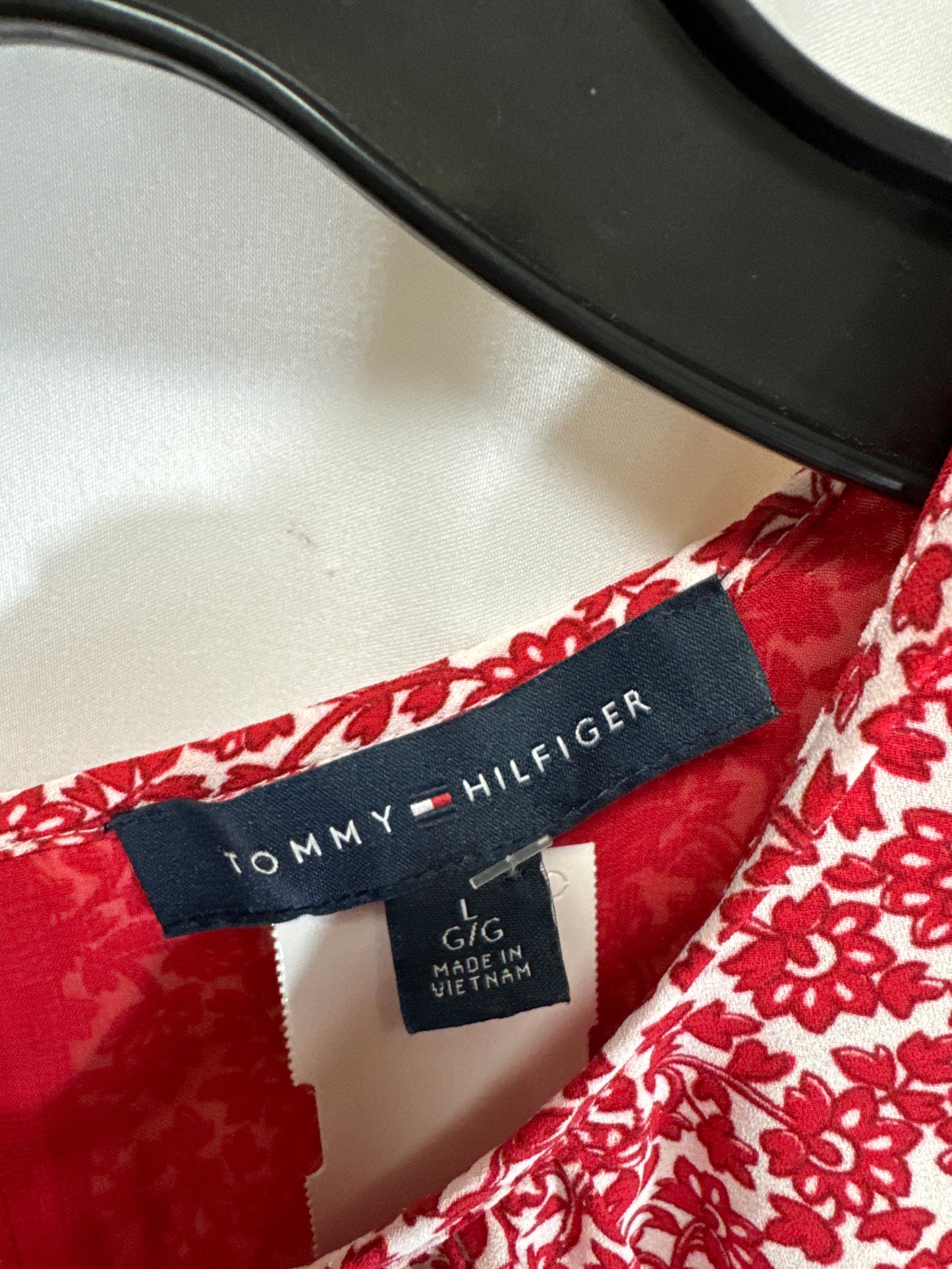 Top Short Sleeve By Tommy Hilfiger In Red, Size: L