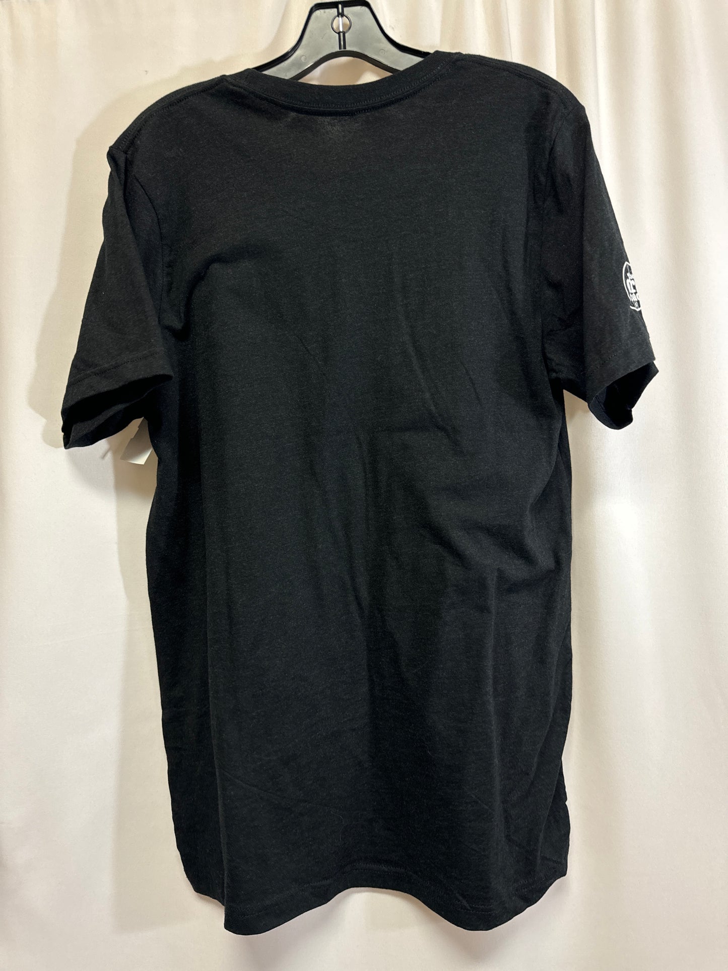 Top Short Sleeve By Clothes Mentor In Black, Size: L