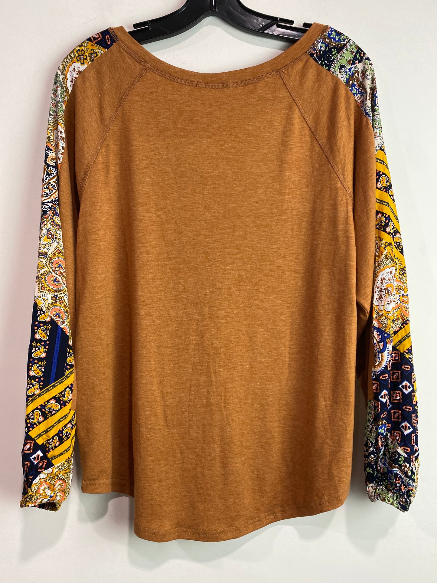 Top Long Sleeve By Clothes Mentor In Brown, Size: S