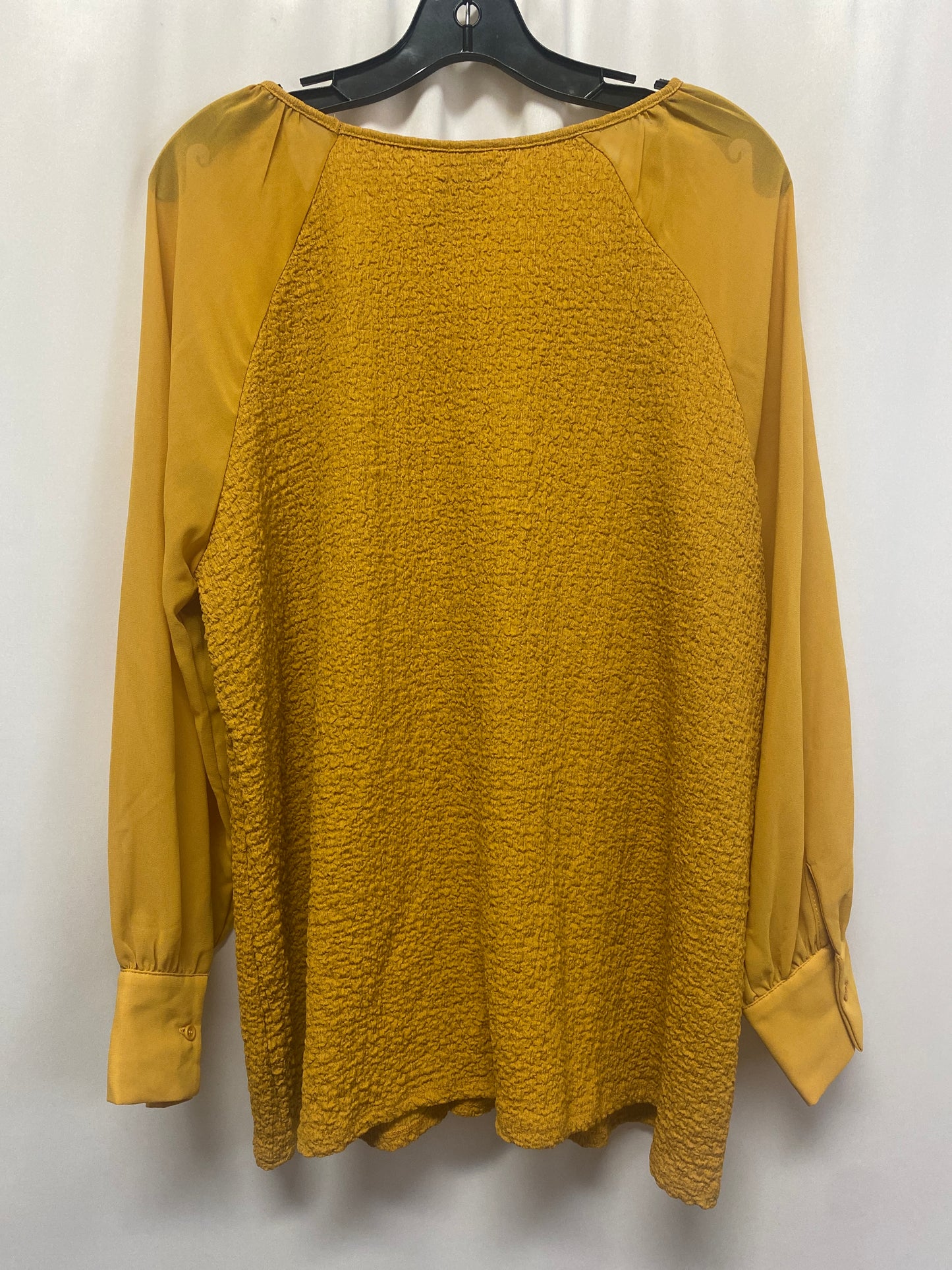 Top Long Sleeve By Cato In Yellow, Size: 1x