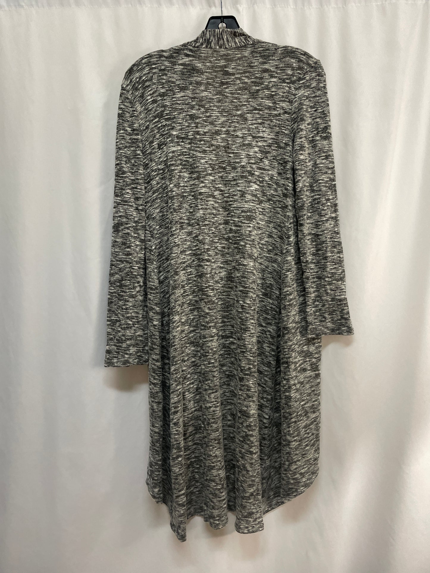 Cardigan By Cmf In Grey, Size: M