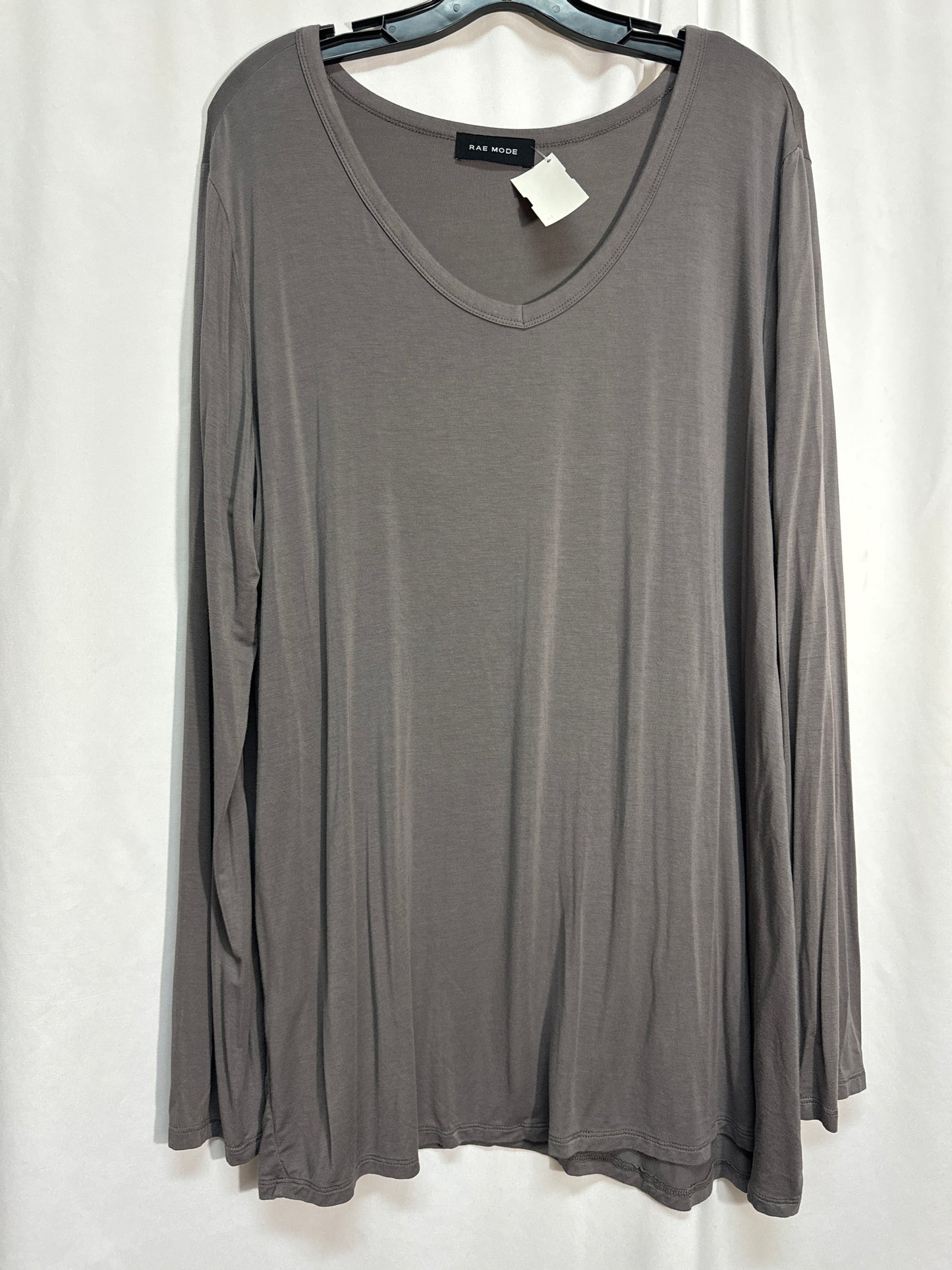 Top Long Sleeve By Clothes Mentor In Grey, Size: 3x