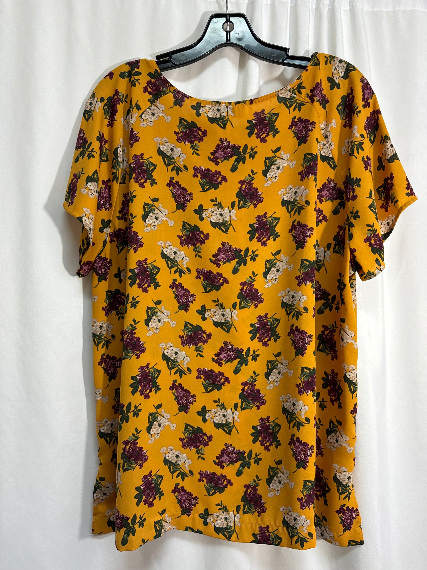 Top Short Sleeve By Loft In Yellow, Size: Xl