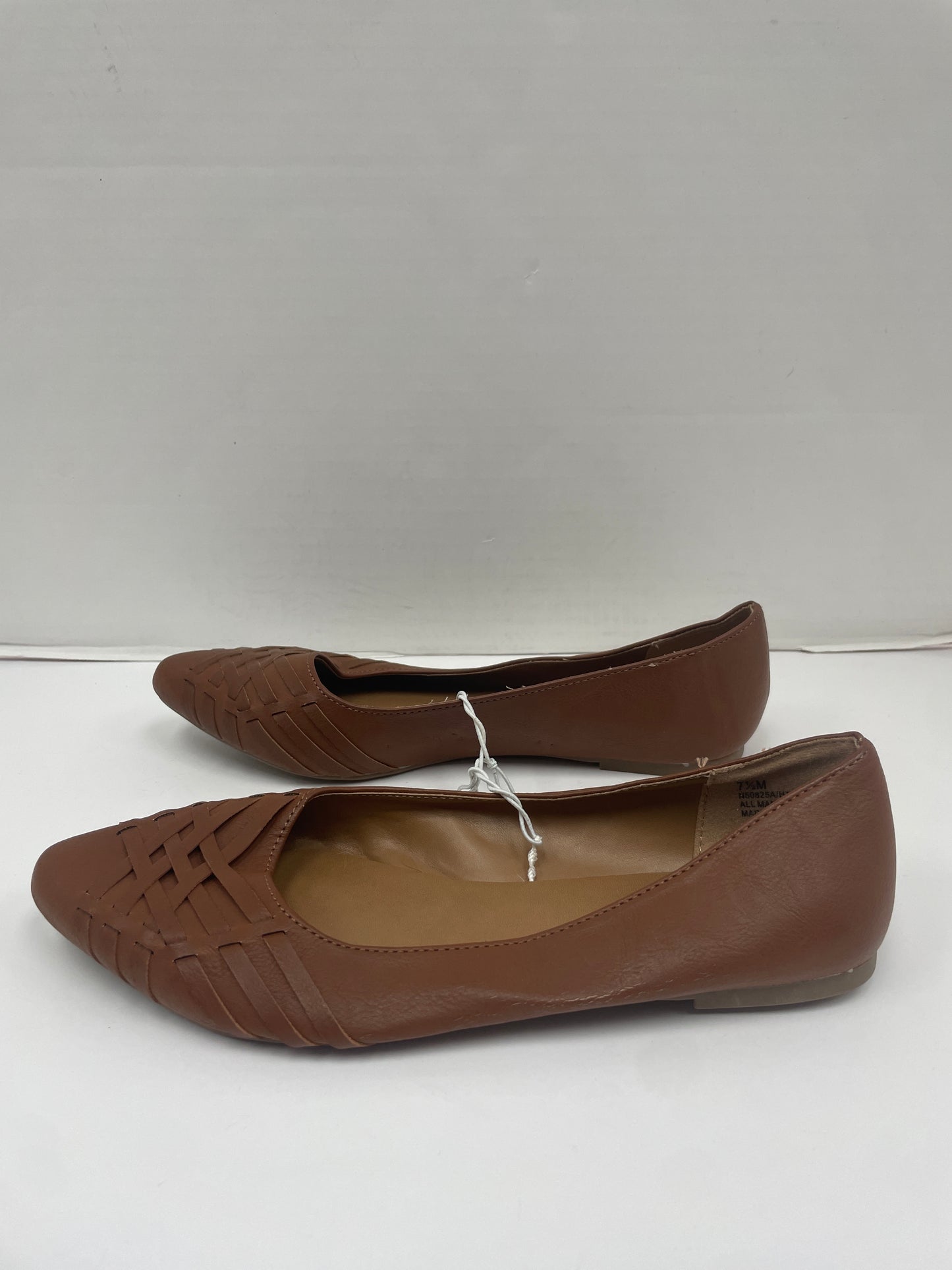 Shoes Flats By Cmf In Brown, Size: 7.5