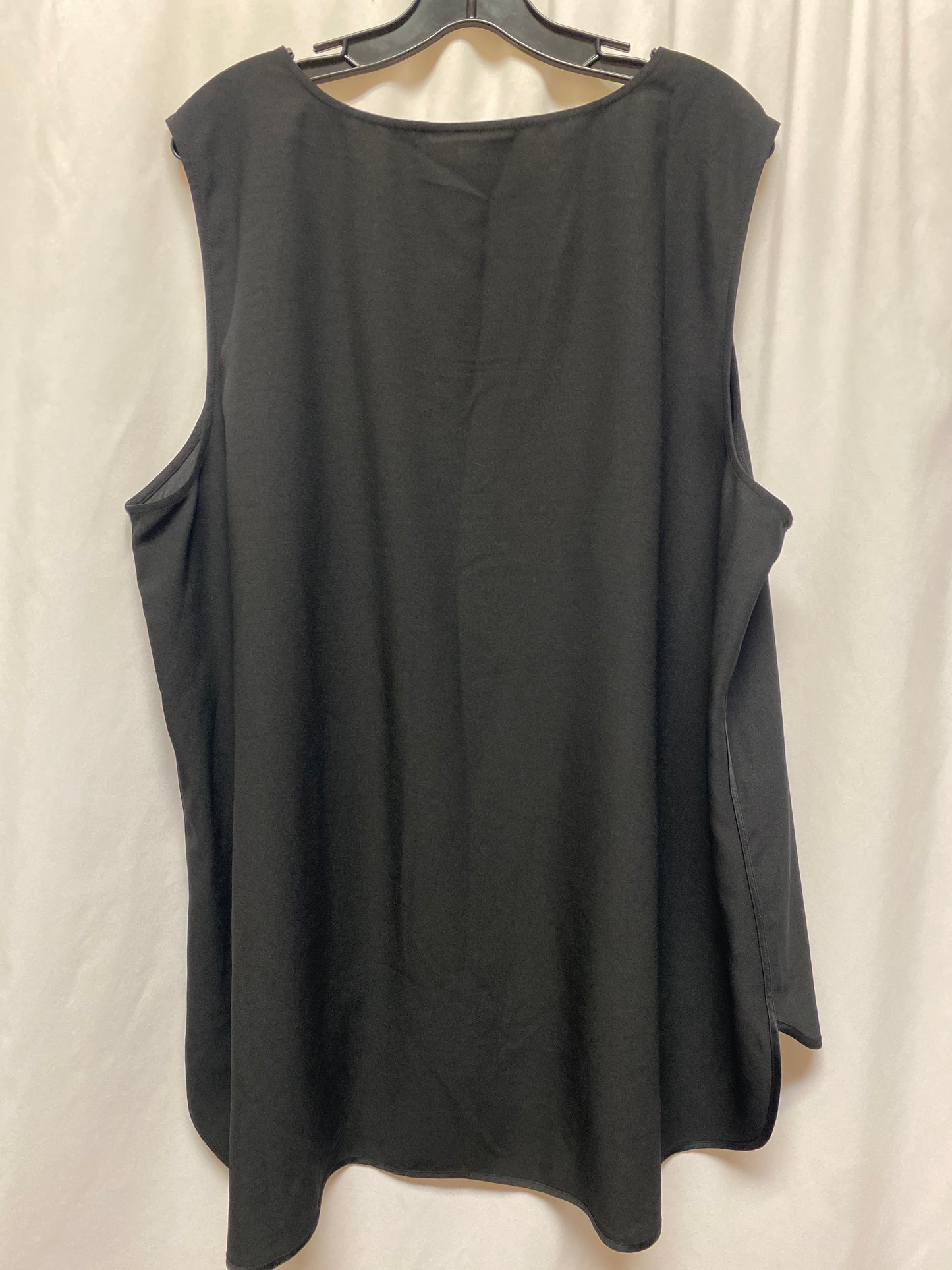 Top Sleeveless By Lane Bryant In Black, Size: 3x