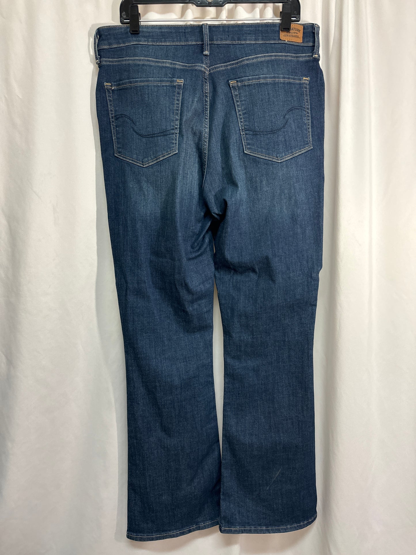 Jeans Boot Cut By Levis Signature In Blue Denim, Size: 14