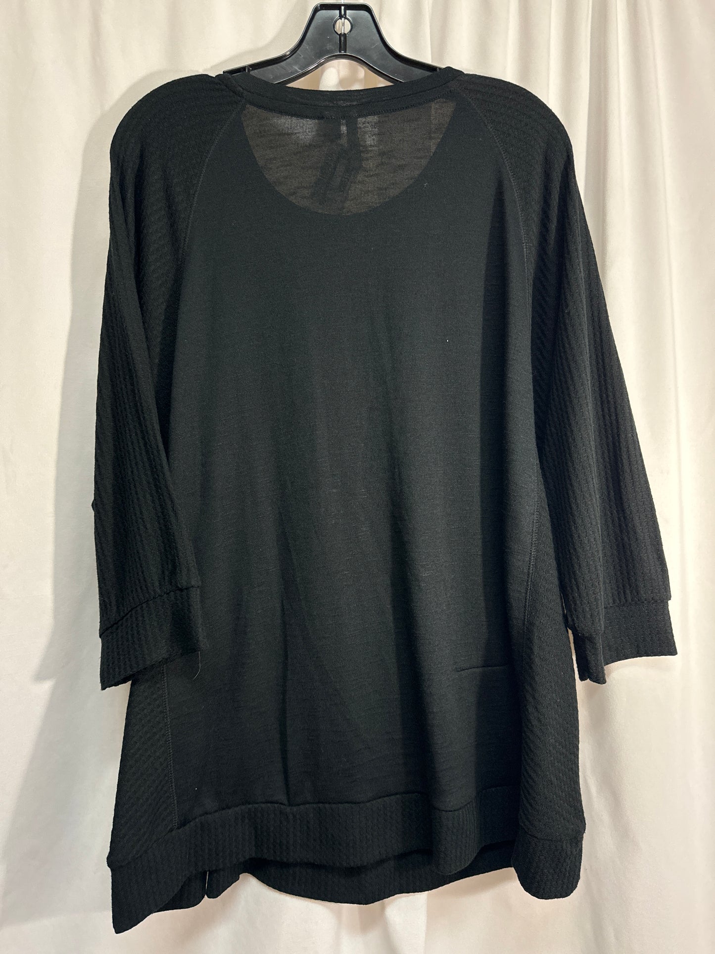 Top 3/4 Sleeve By Cato In Black, Size: 1x