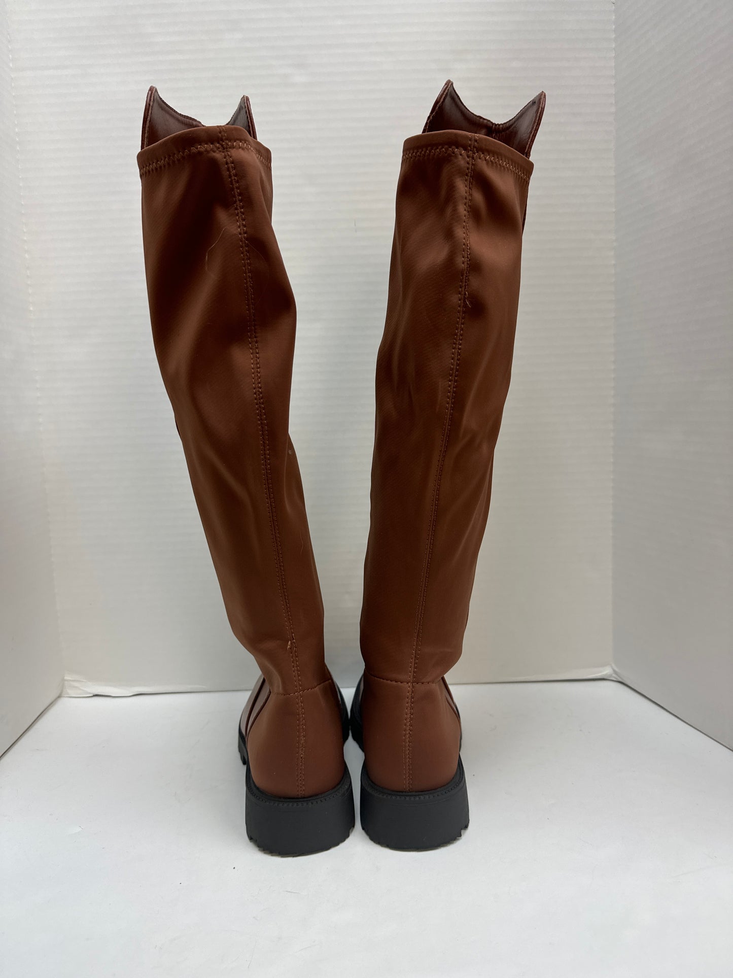 Boots Knee Flats By Shoedazzle In Brown, Size: 7