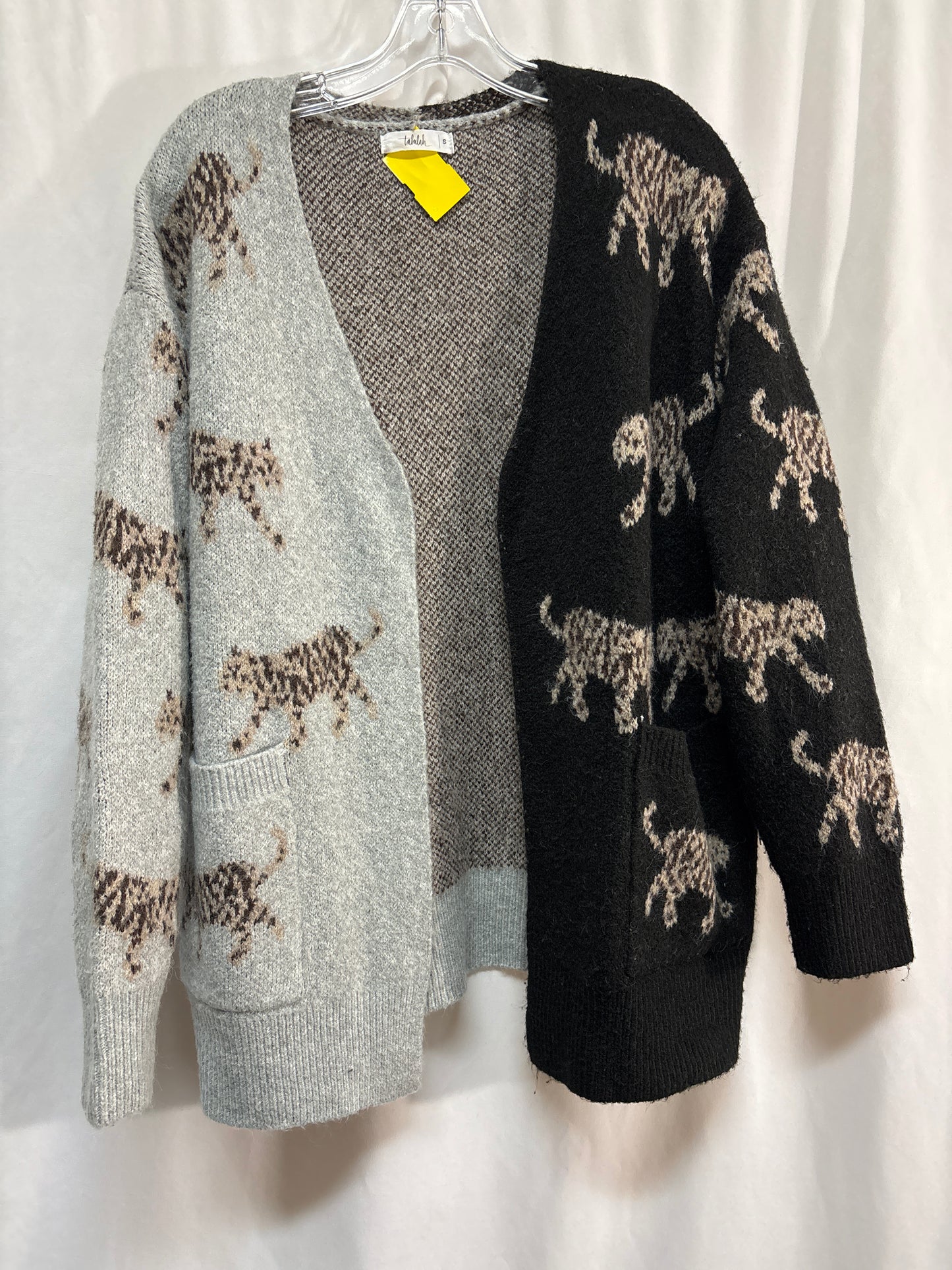 Sweater Cardigan By Clothes Mentor In Grey, Size: S