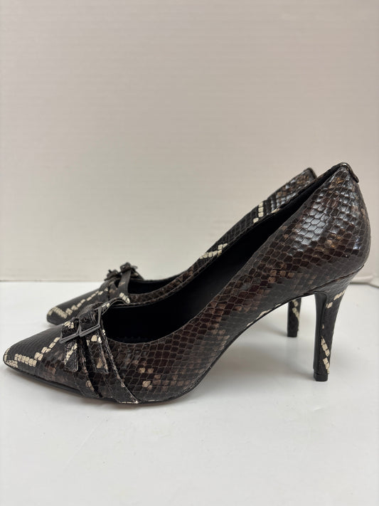 Shoes Designer By Karl Lagerfeld In Snakeskin Print, Size: 7.5