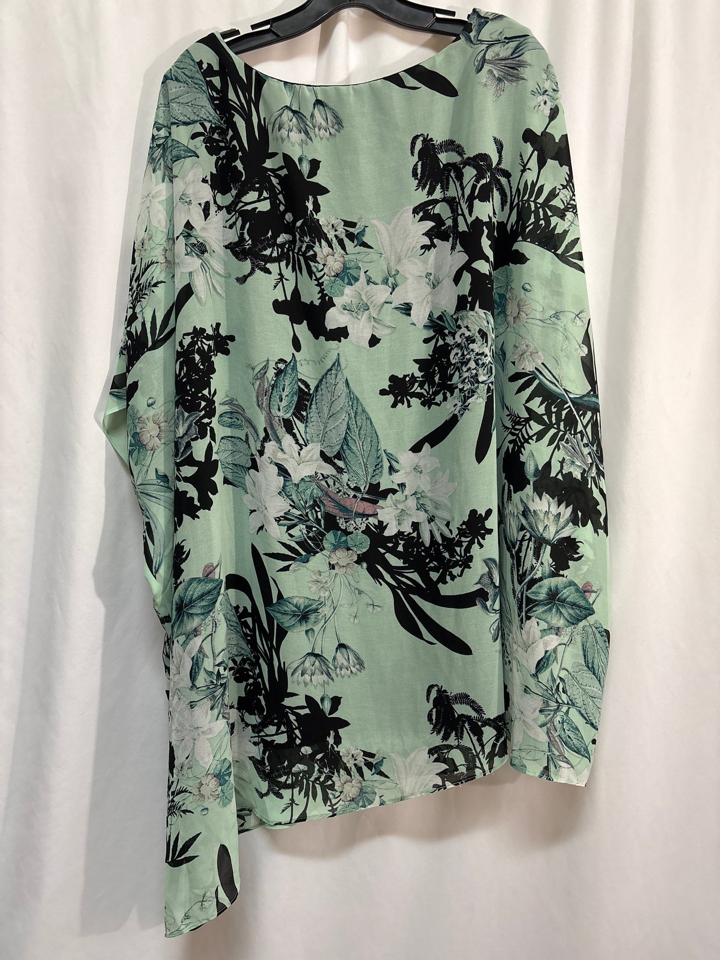 Top Short Sleeve By Clothes Mentor In Green, Size: 4x