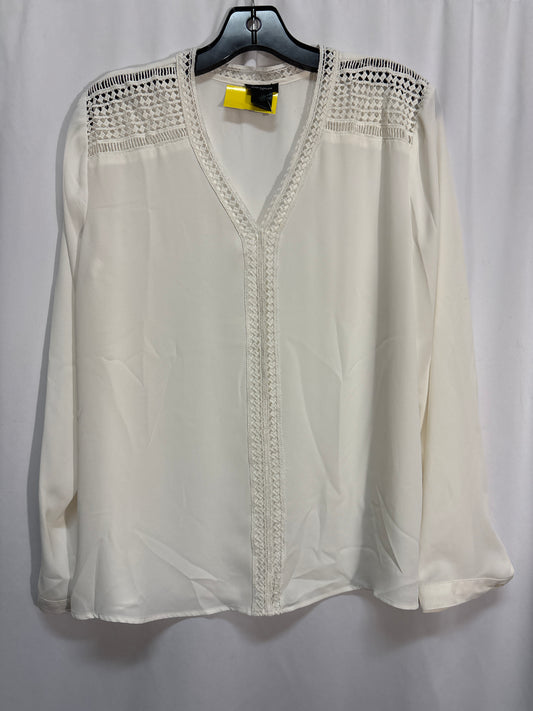 Top Long Sleeve By Ann Taylor In Cream, Size: M