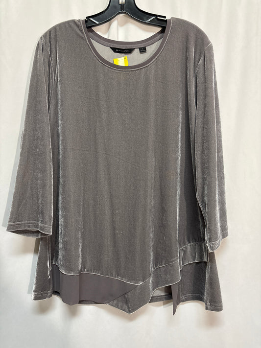 Top Long Sleeve By Halston In Grey, Size: L