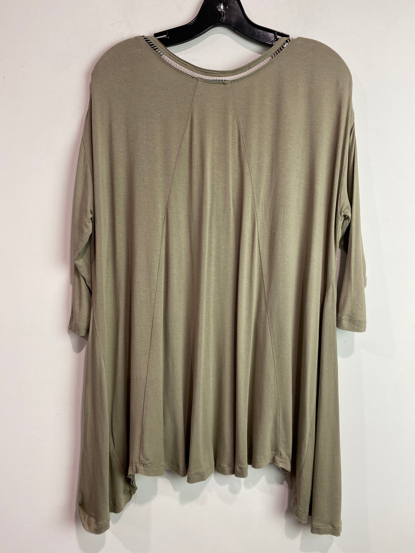 Top Long Sleeve By By Together In Green, Size: S