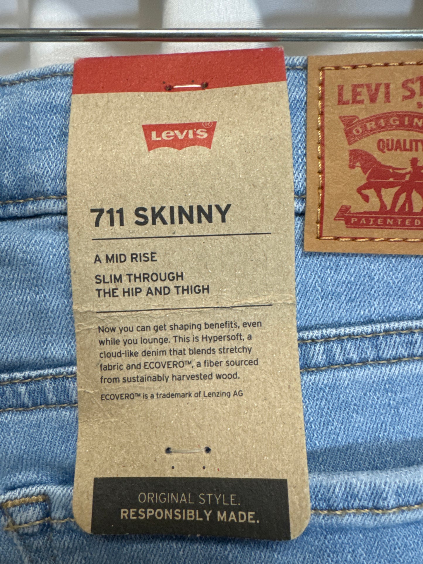 Jeans Skinny By Levis In Blue Denim, Size: 8