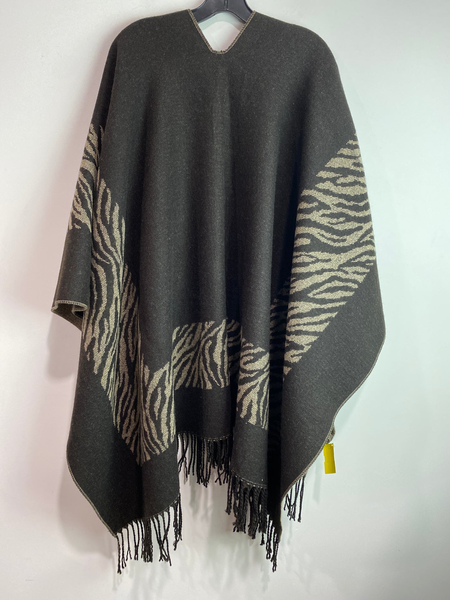 Shawl By Clothes Mentor In Black, Size: Osfm