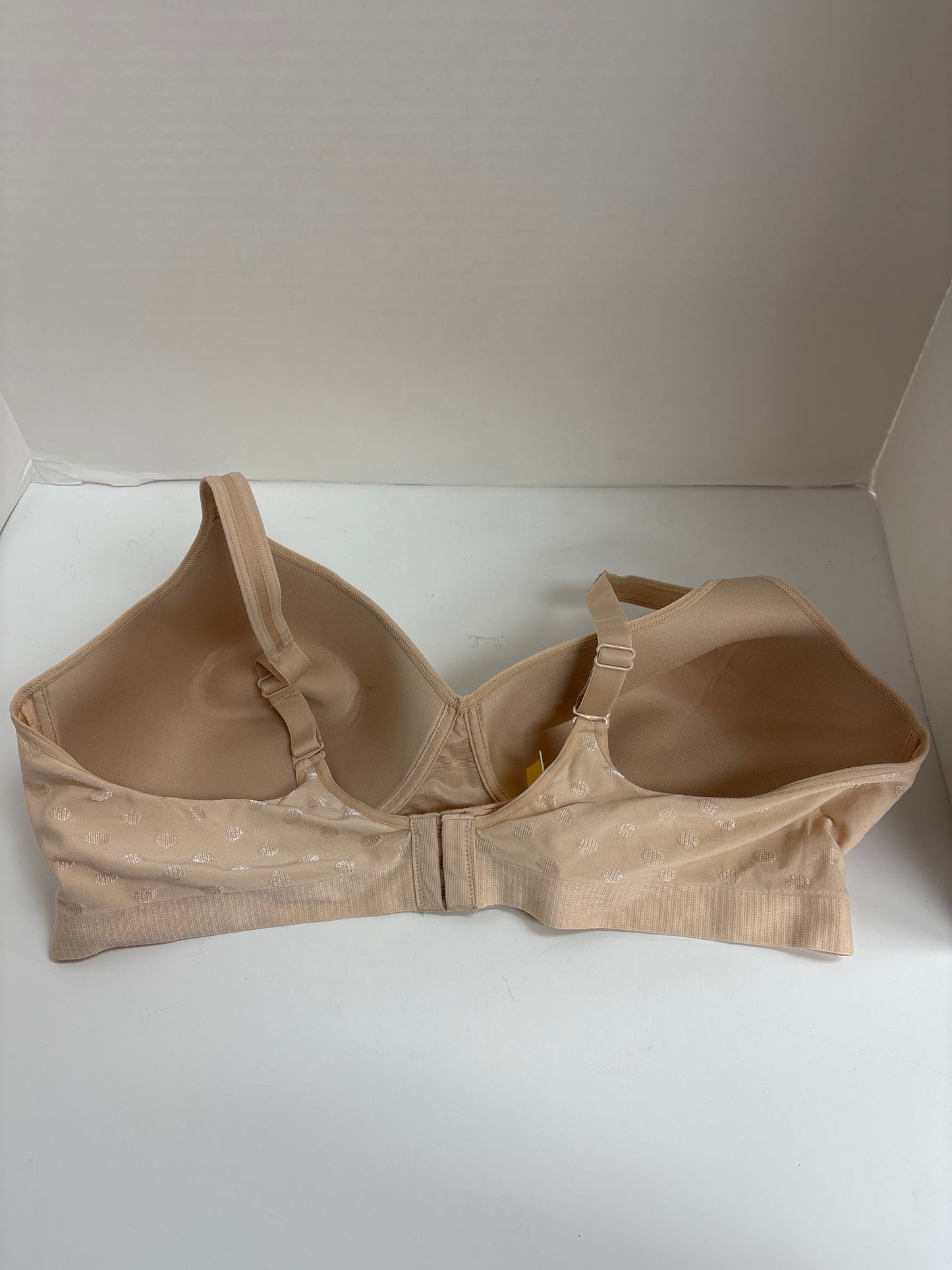 Bra By Hanes In Beige, Size: 3x