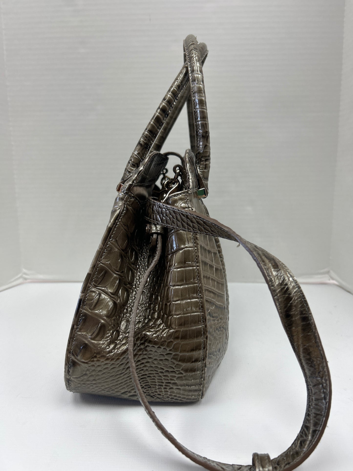 Handbag Designer By Brahmin, Size: Large