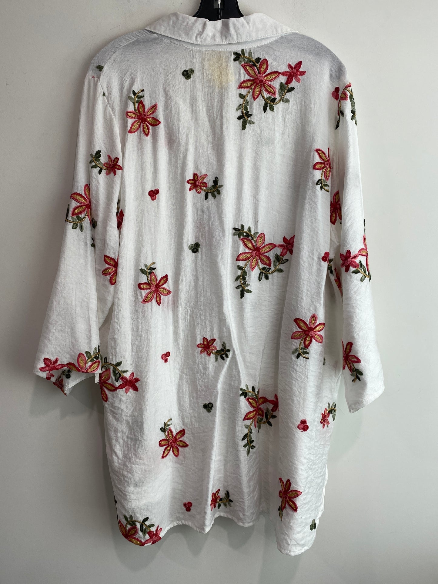 Top 3/4 Sleeve By Clothes Mentor In White, Size: 2x