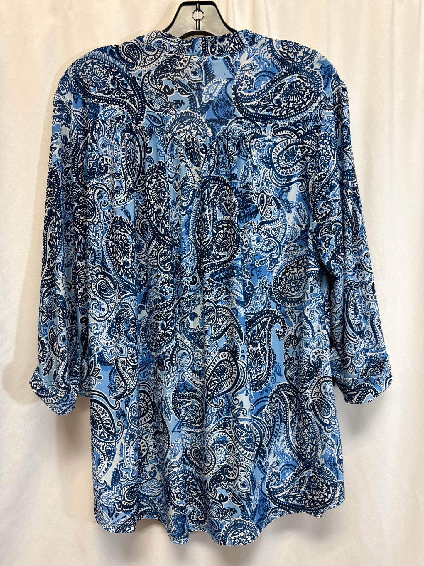 Top Long Sleeve By Cocomo In Blue, Size: 1x