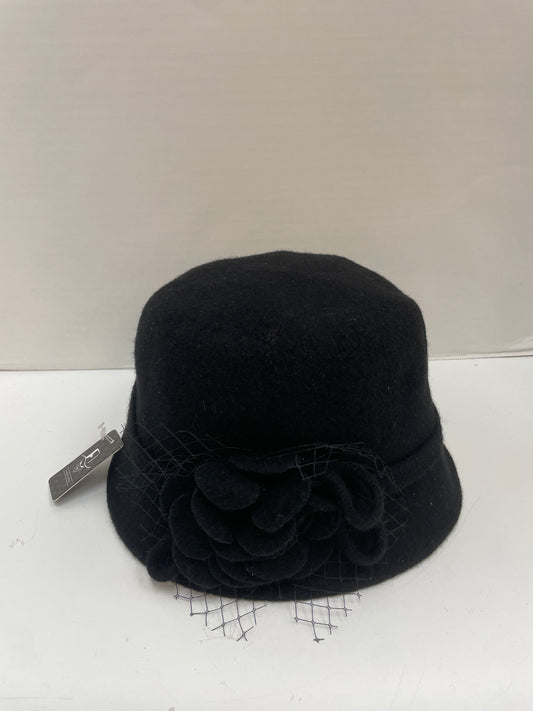 Hat Bucket By Clothes Mentor