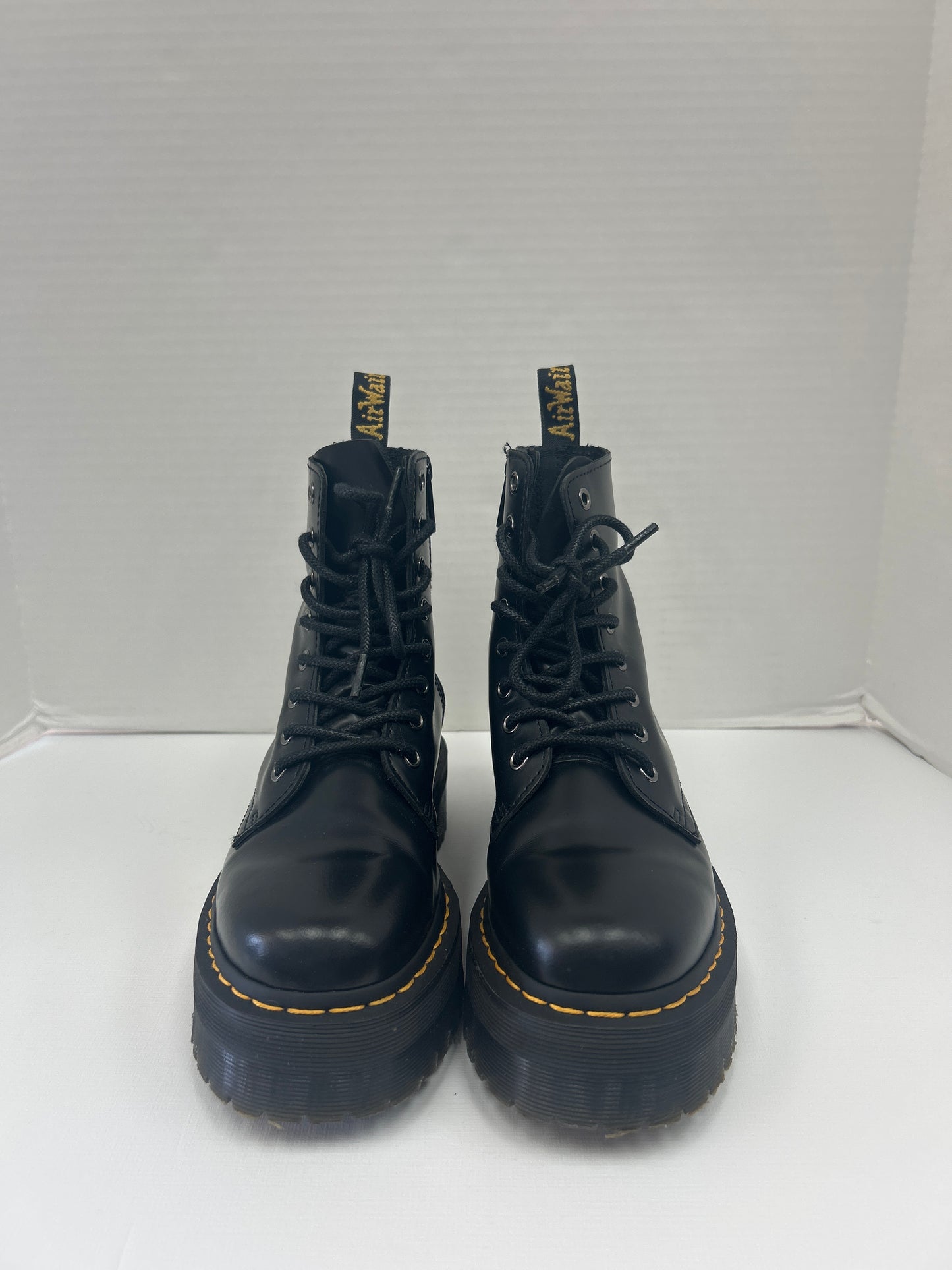 Boots Ankle Flats By Dr Martens In Black, Size: 7