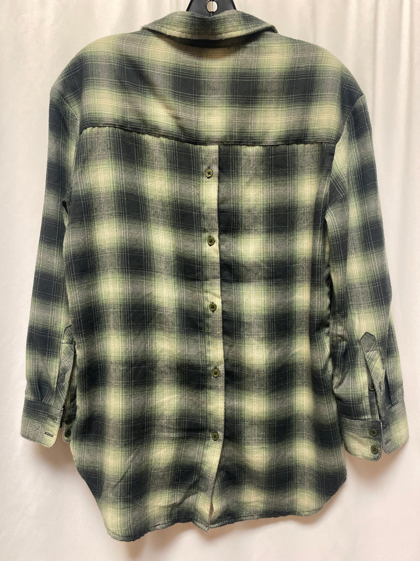 Top Long Sleeve By Clothes Mentor In Green, Size: Xs