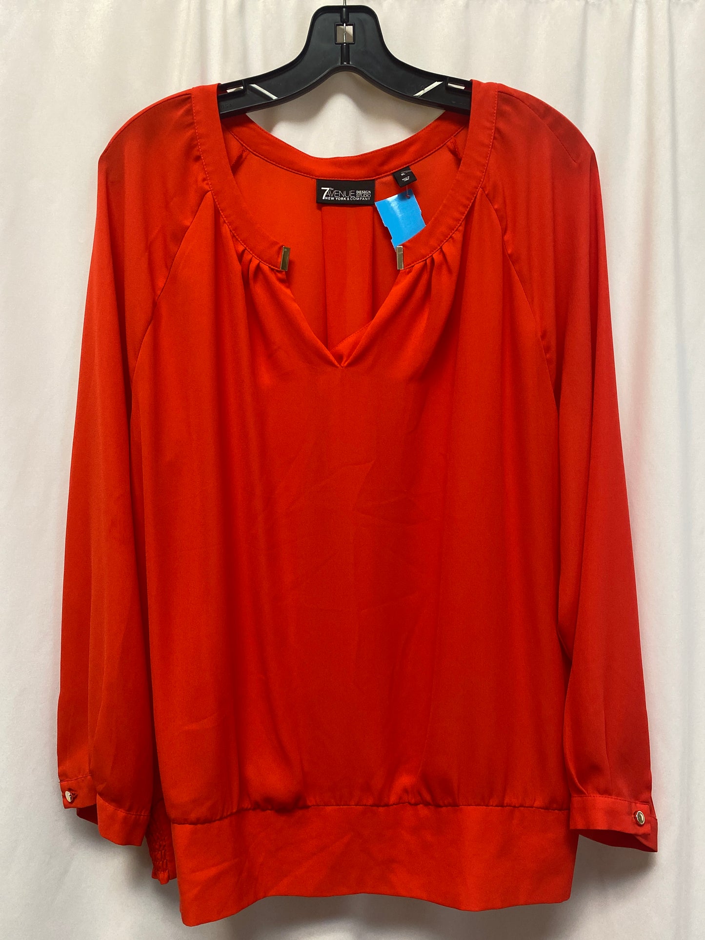 Top Long Sleeve By New York And Co In Red, Size: Xl