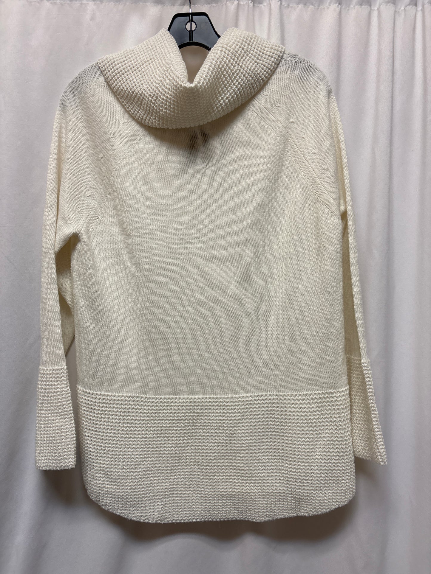 Sweater By Calvin Klein In White, Size: M