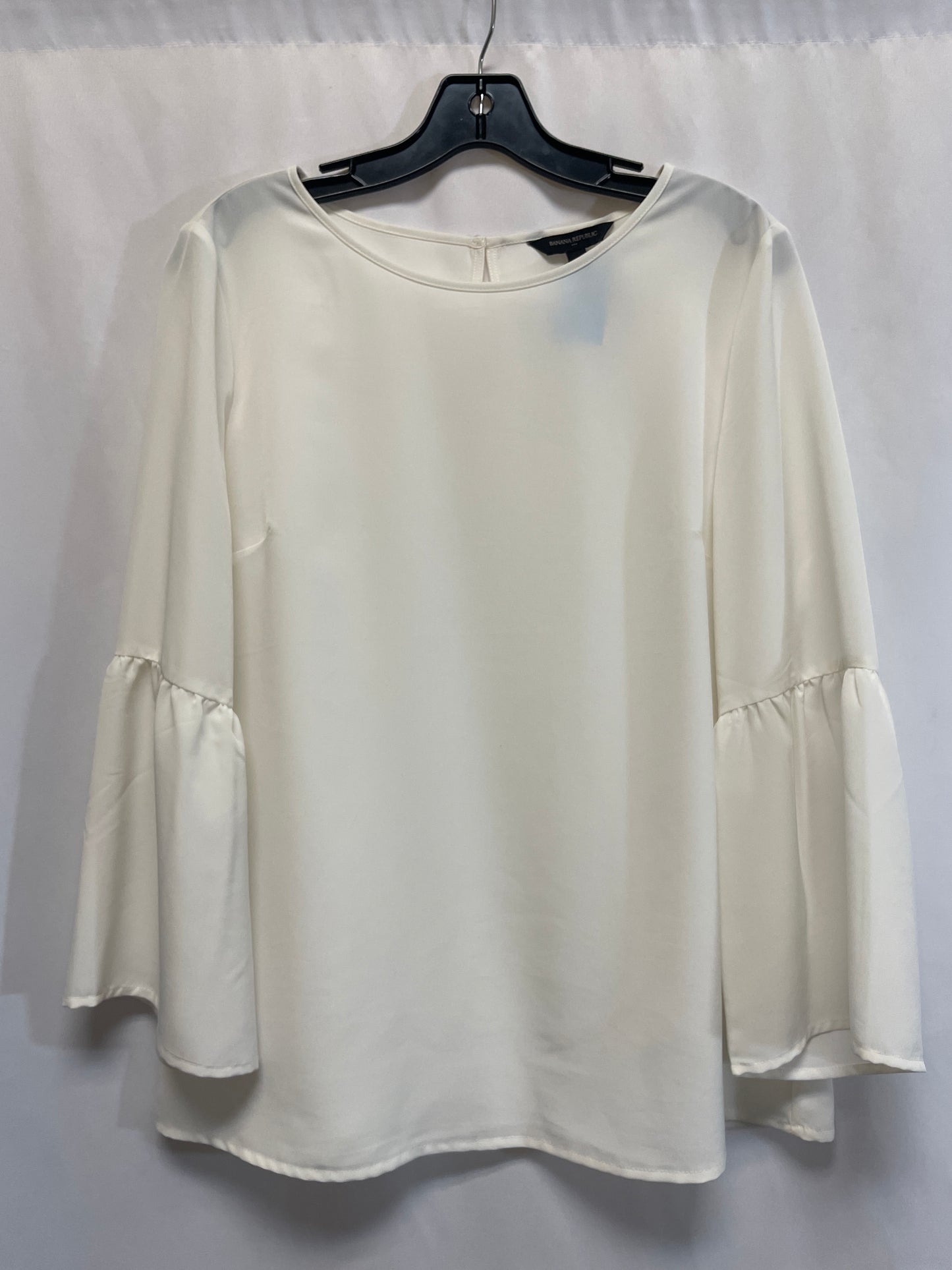 Top Long Sleeve By Banana Republic In White, Size: M