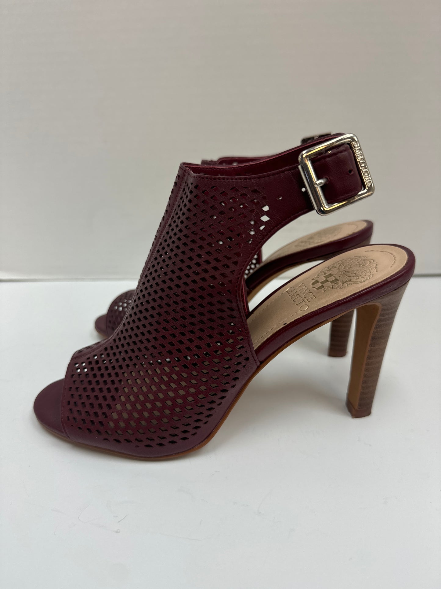 Shoes Heels Stiletto By Vince Camuto In Maroon, Size: 7.5