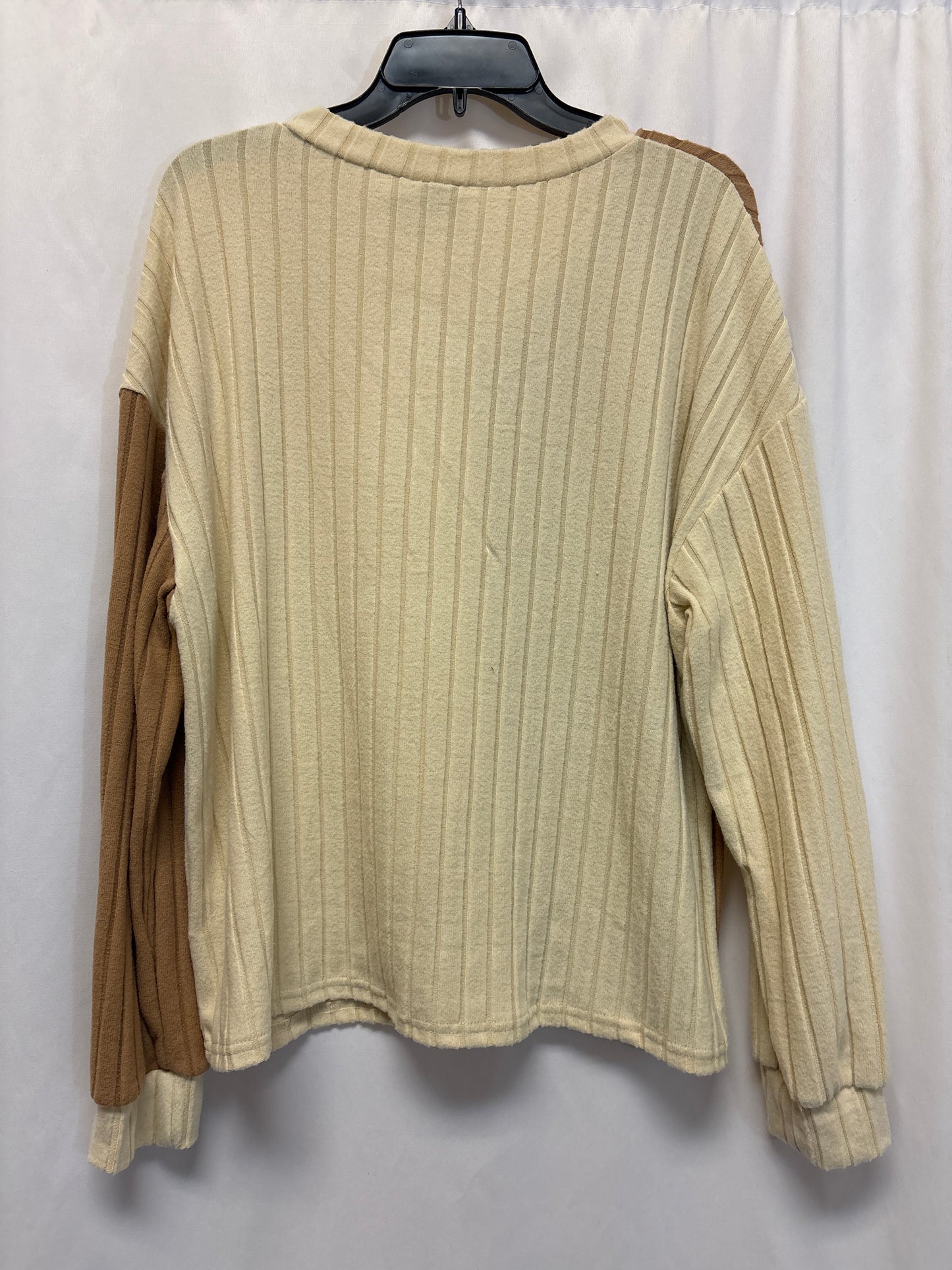 Top Long Sleeve By Shein In Beige, Size: Xl