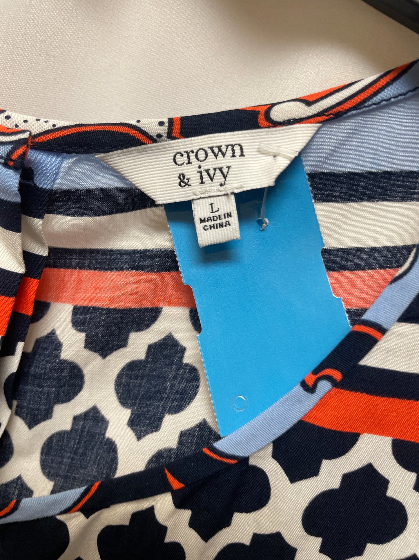 Top Long Sleeve By Crown And Ivy In Blue, Size: L